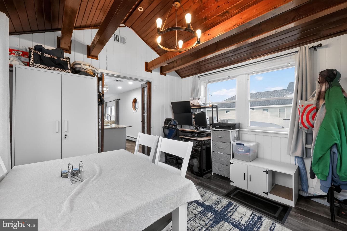 909 Third Avenue photo 19