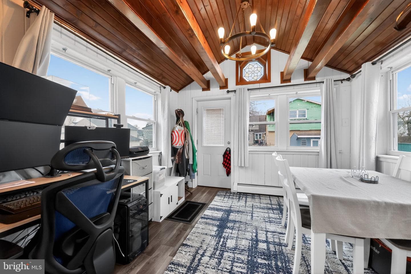 909 Third Avenue photo 20
