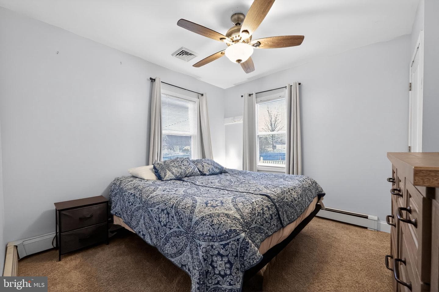 909 Third Avenue photo 26