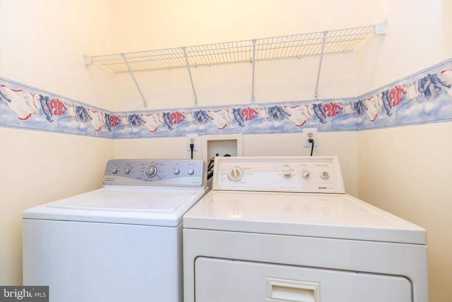 146 Strawberry Lane photo 27