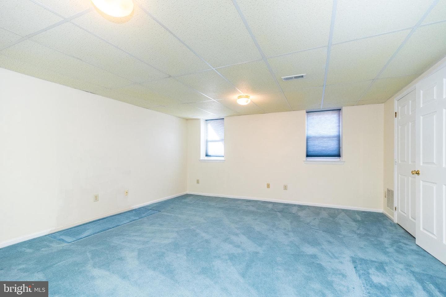 146 Strawberry Lane photo 33