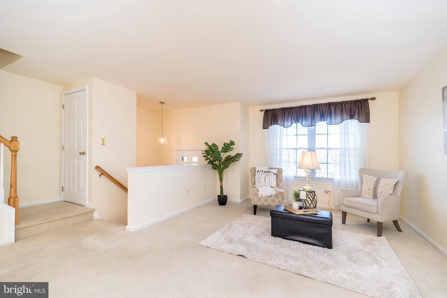146 Strawberry Lane photo 6