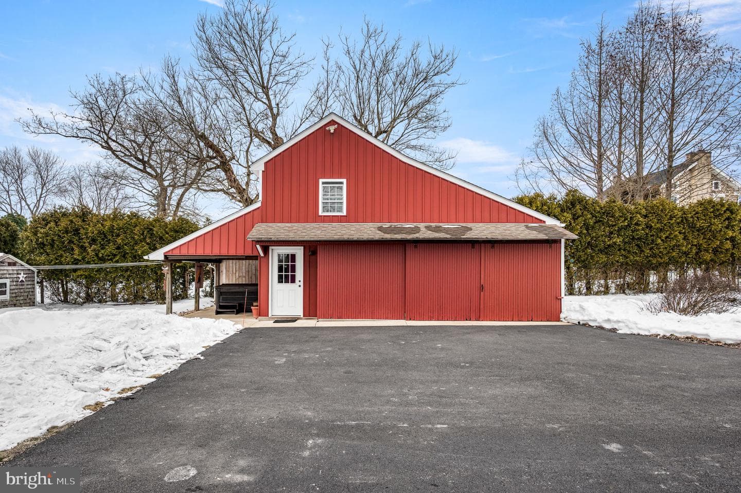 21 New Galena Road photo 32