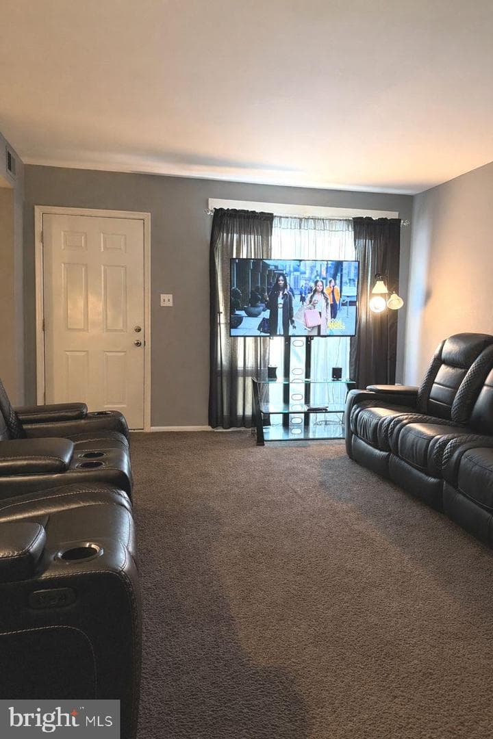 422 Brandywine Court photo 4