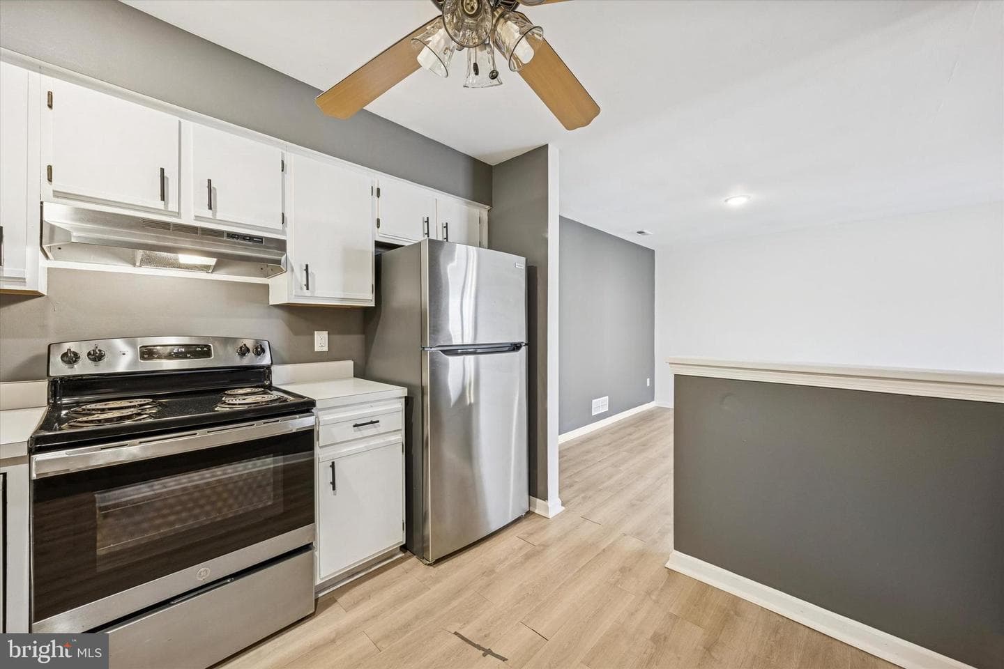 238 Colette Court photo 12