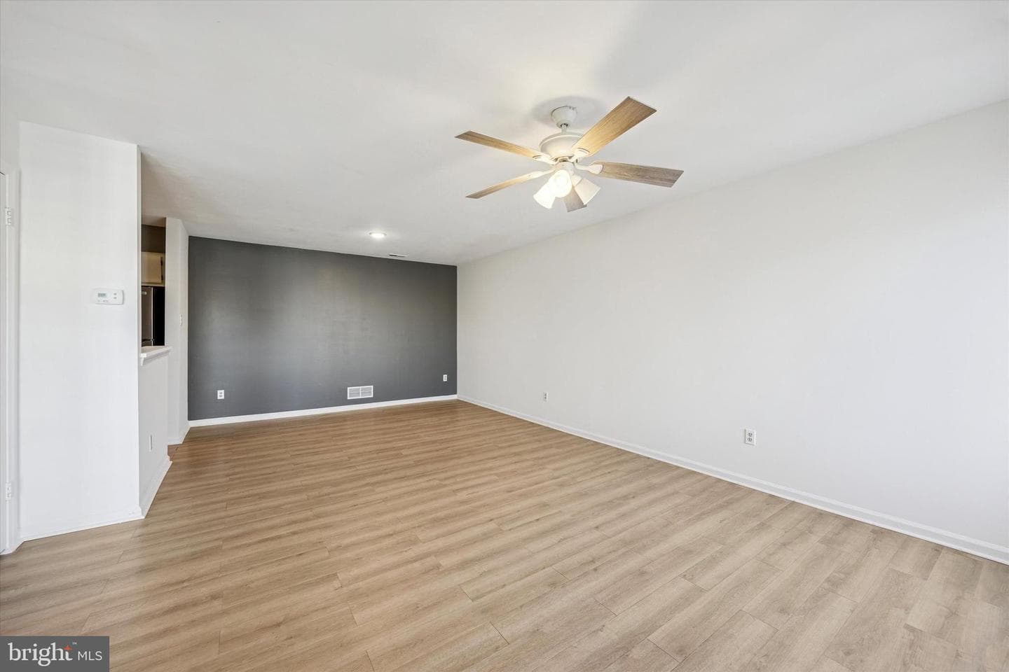 238 Colette Court photo 6