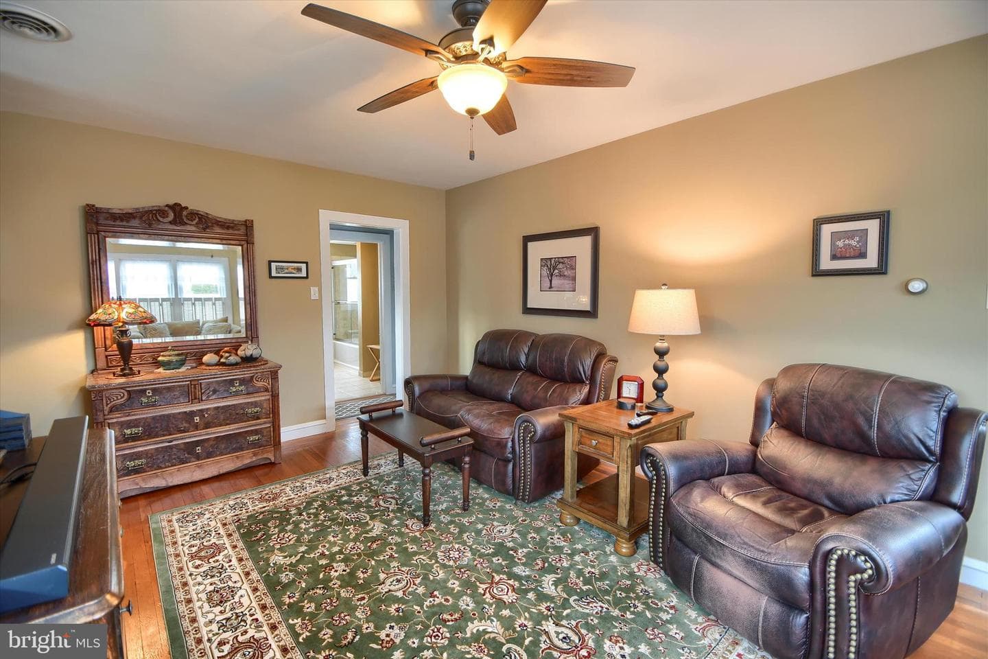 154 Trumbauersville Road photo 9