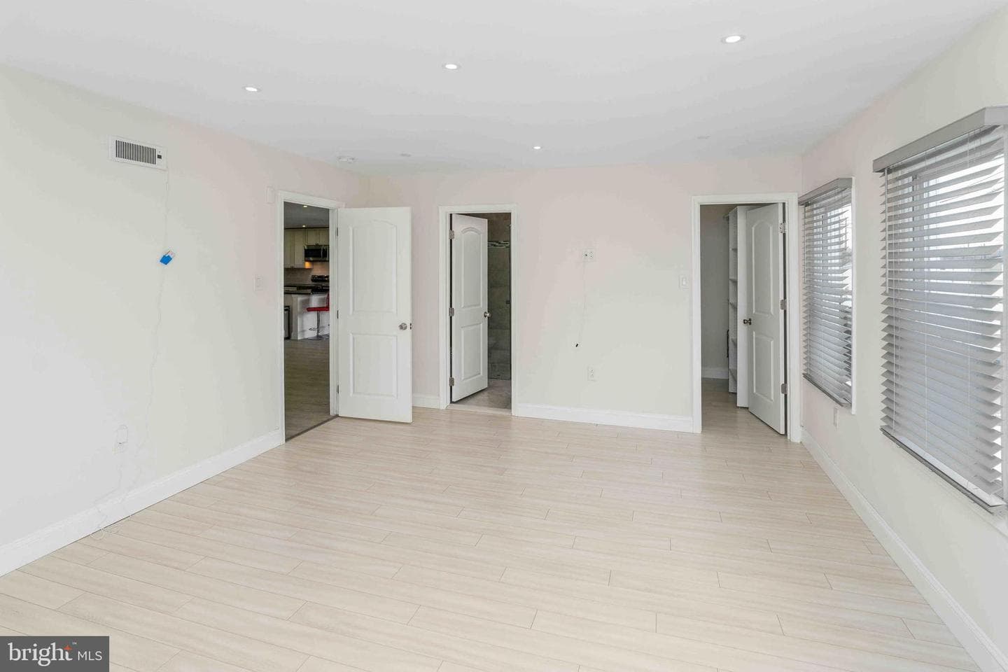 137 Idlewild Road photo 11