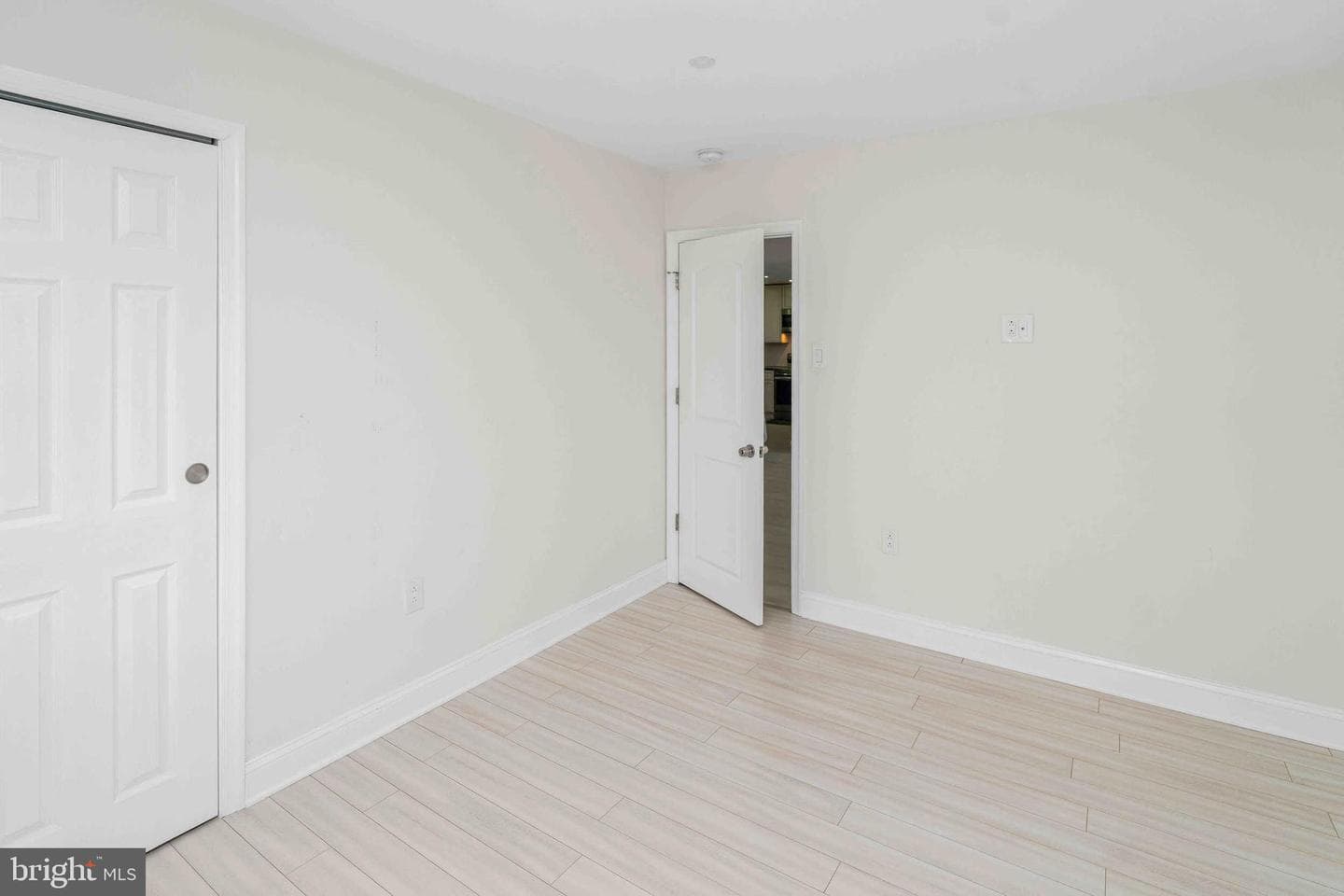 137 Idlewild Road photo 18