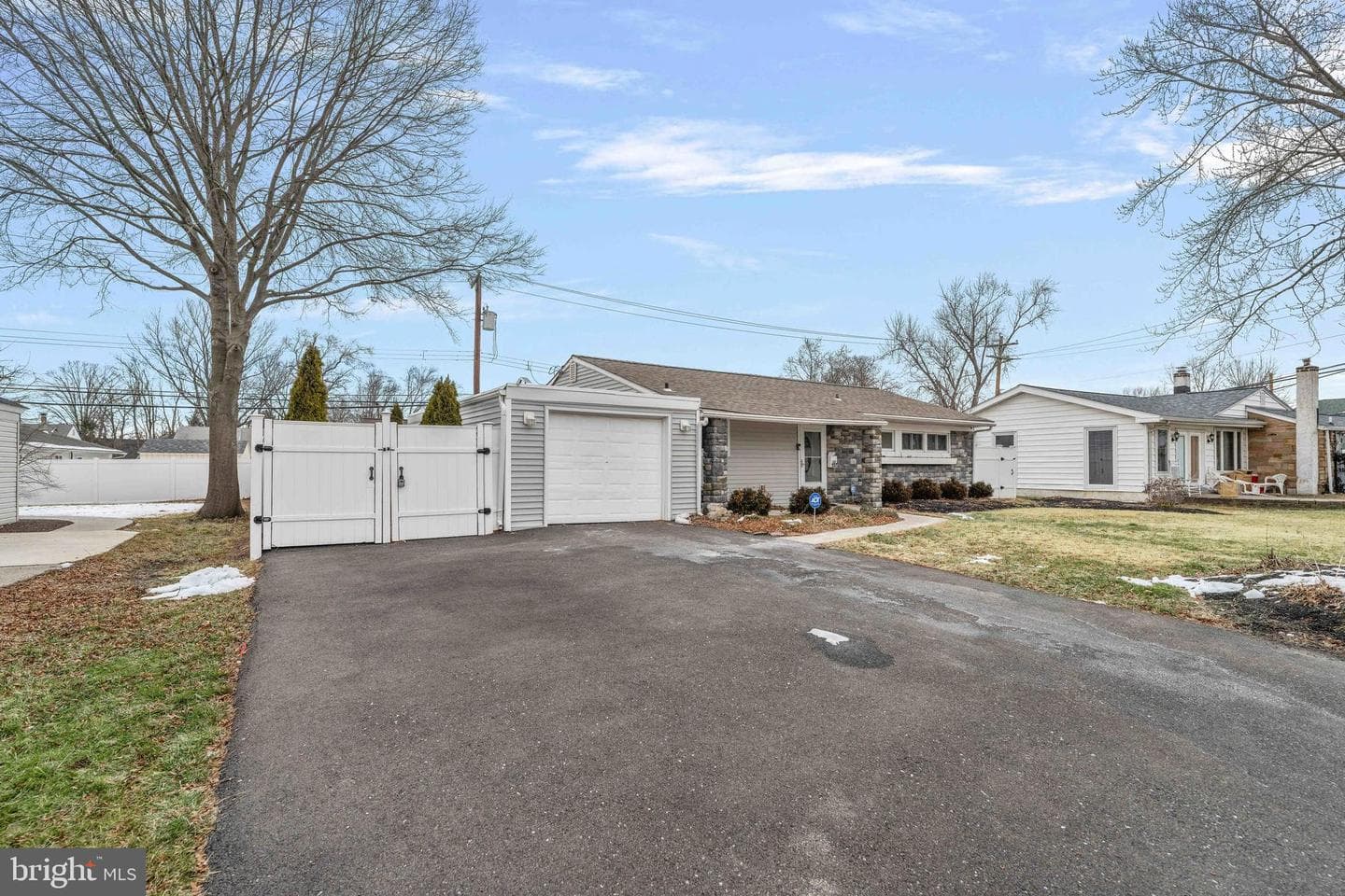 137 Idlewild Road photo 2