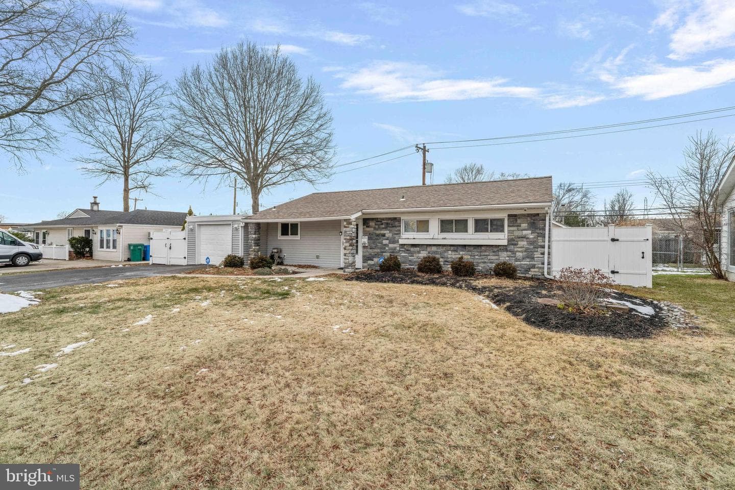 137 Idlewild Road photo 3