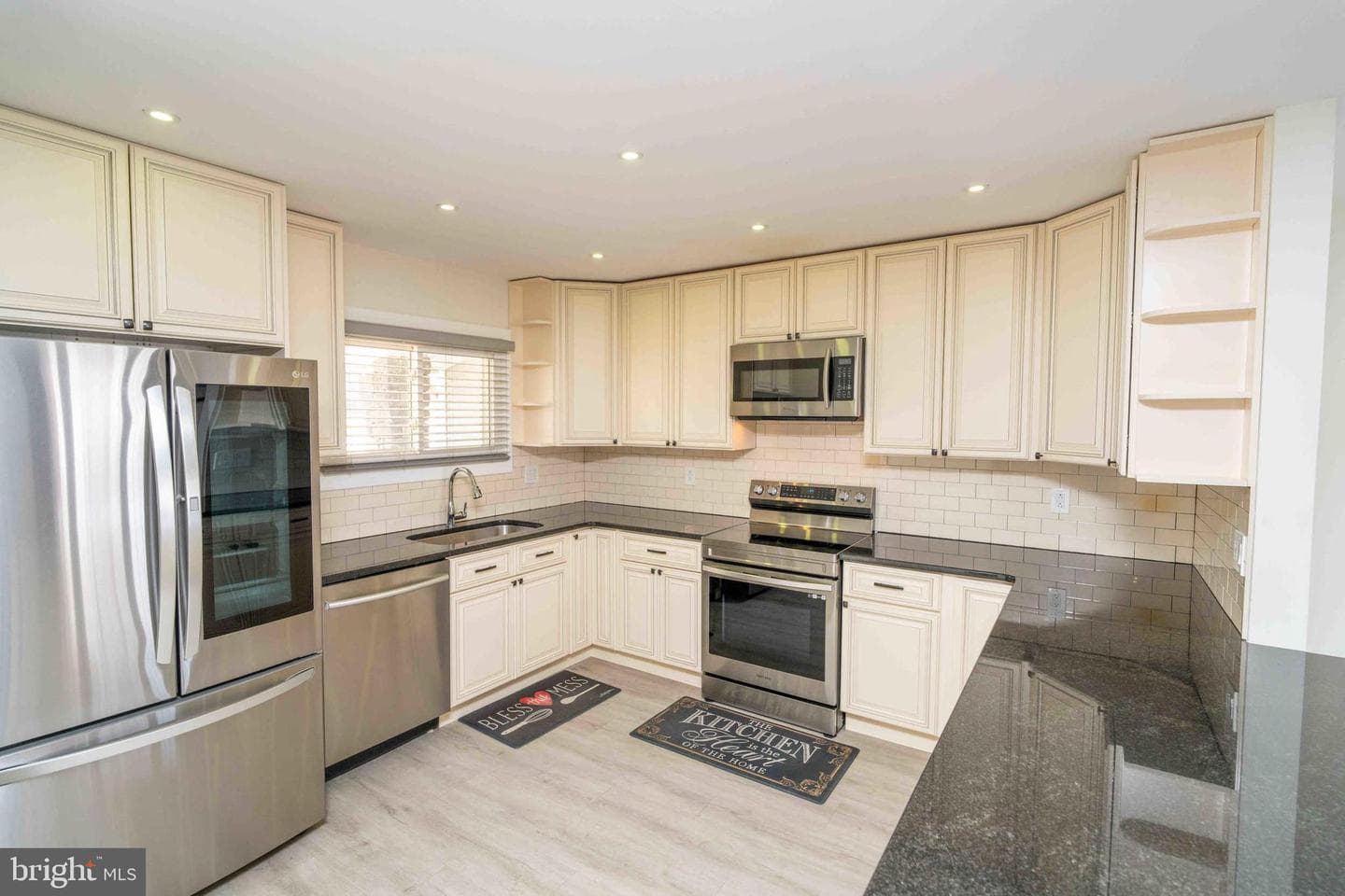 137 Idlewild Road photo 4