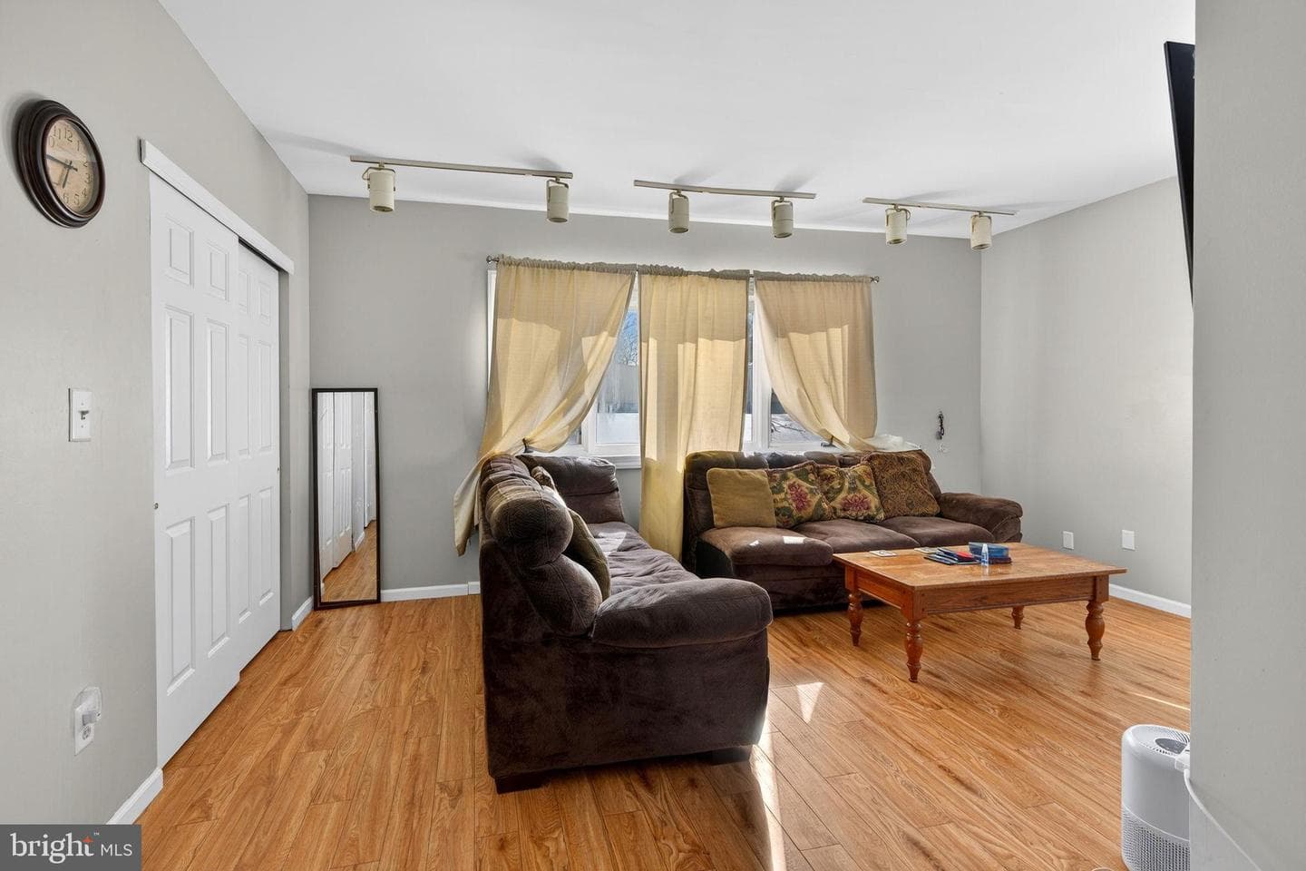 132 Woodview Drive photo 12