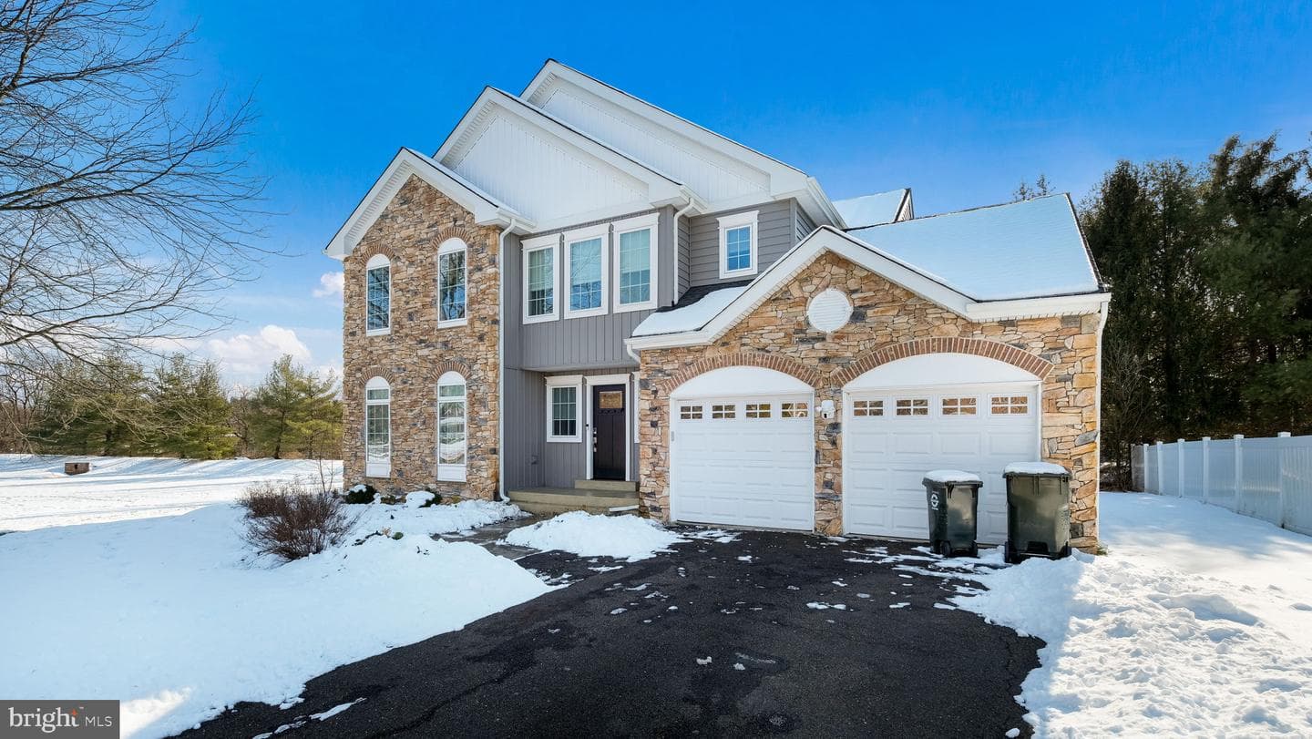 161 Equestrian Drive photo 5