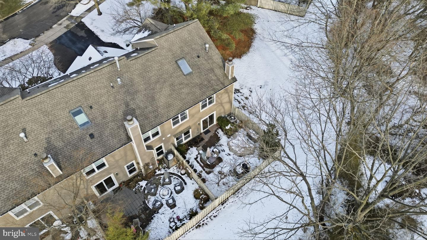 1613 Lakeview Circle photo 46