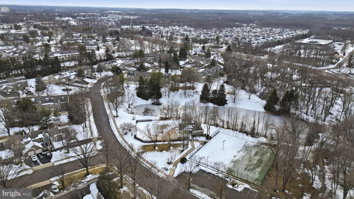 1613 Lakeview Circle photo 49