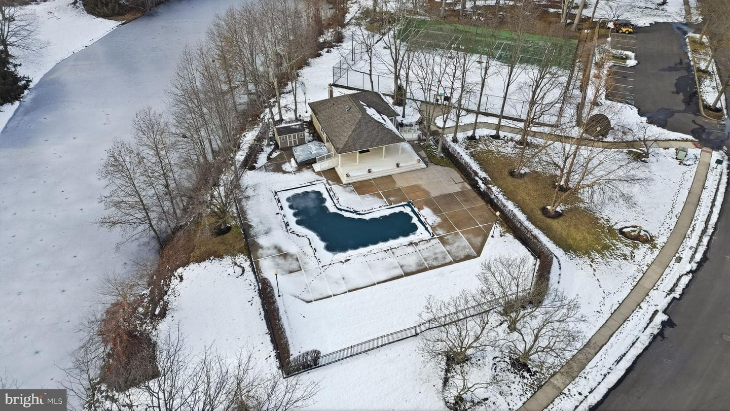 1613 Lakeview Circle photo 52