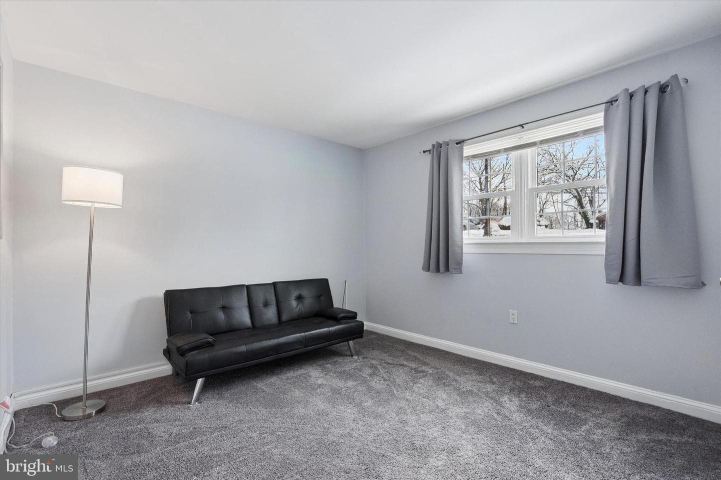 112 Yardley Commons photo 14