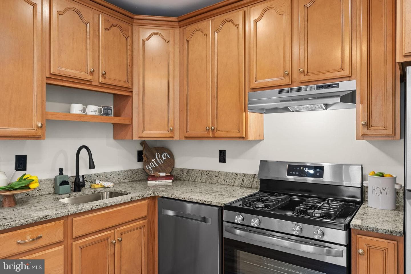 717 W Broad Street photo 9