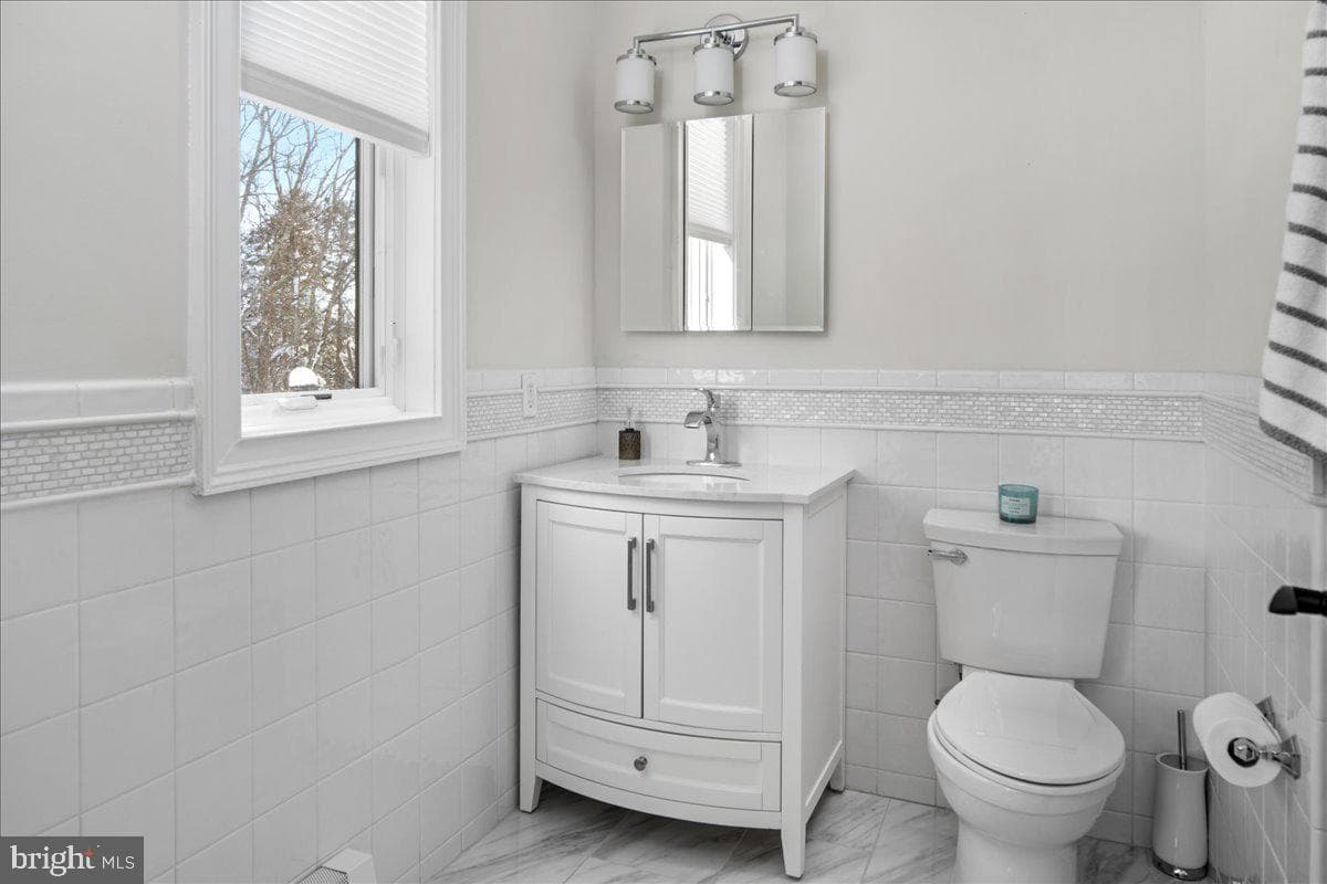 2 Cedar Lane photo 40