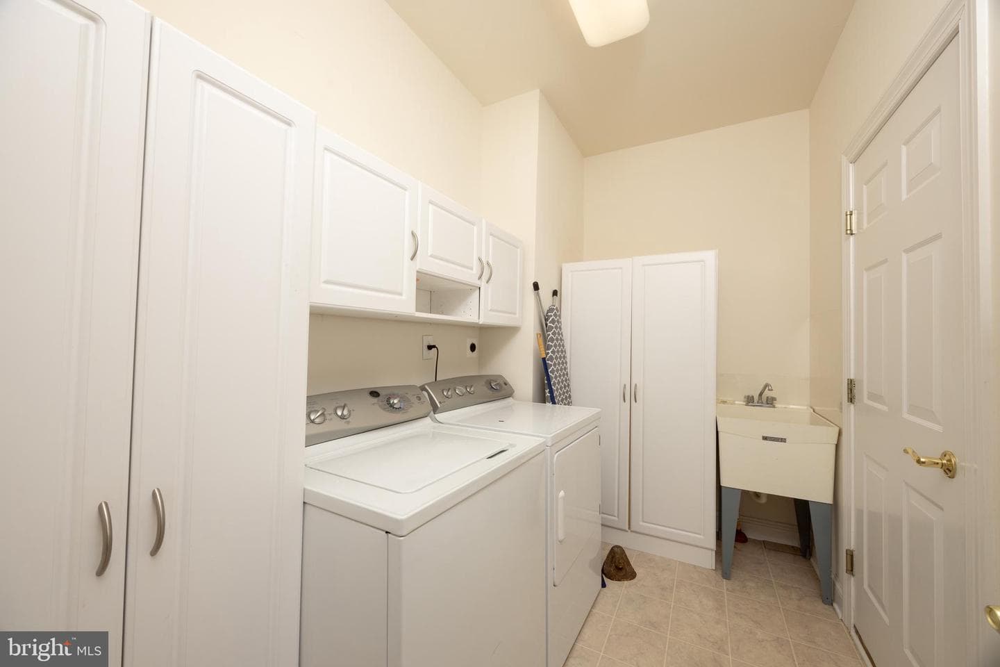 138 Silvertail Lane photo 21
