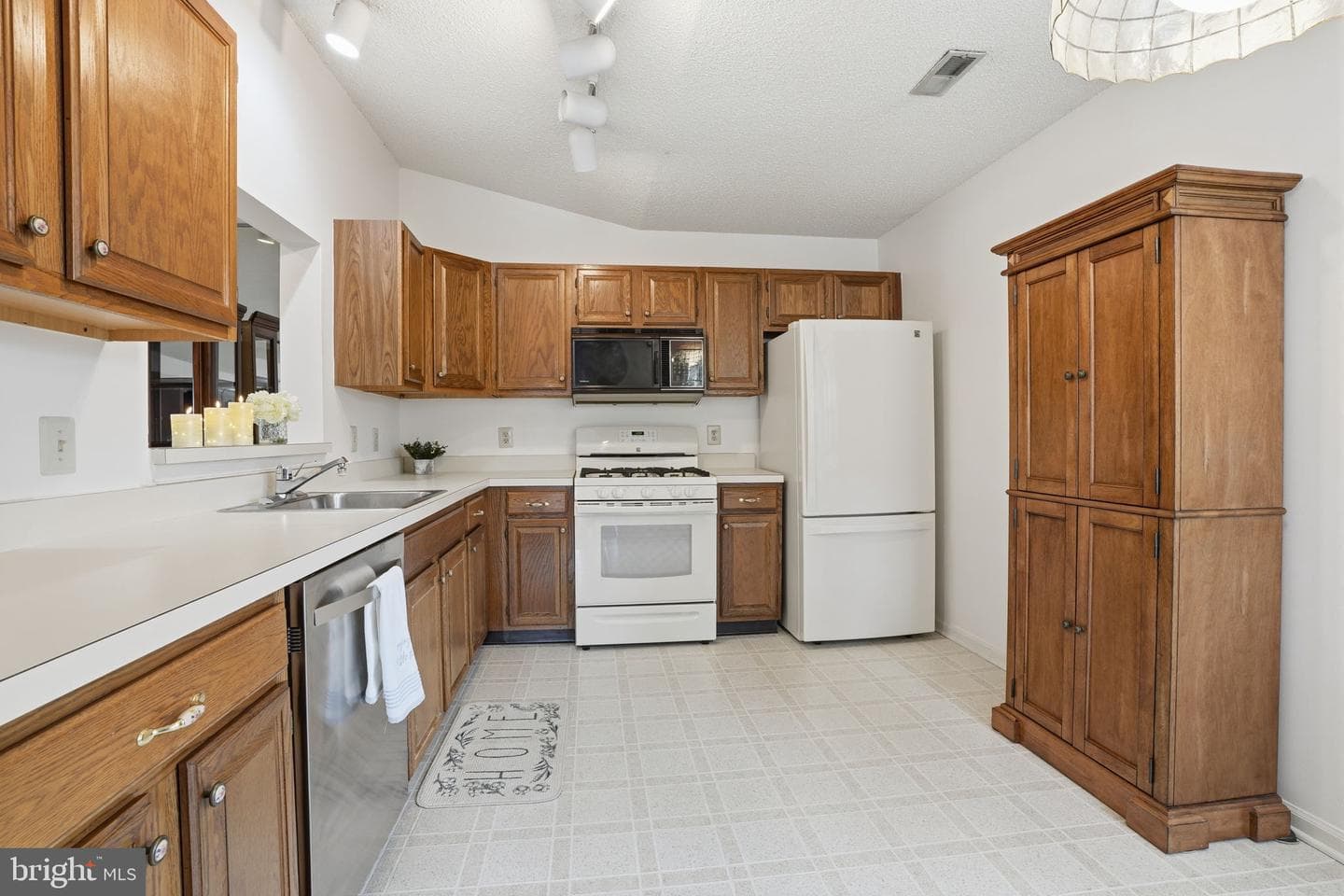 486 Cedar Hollow Drive photo 13
