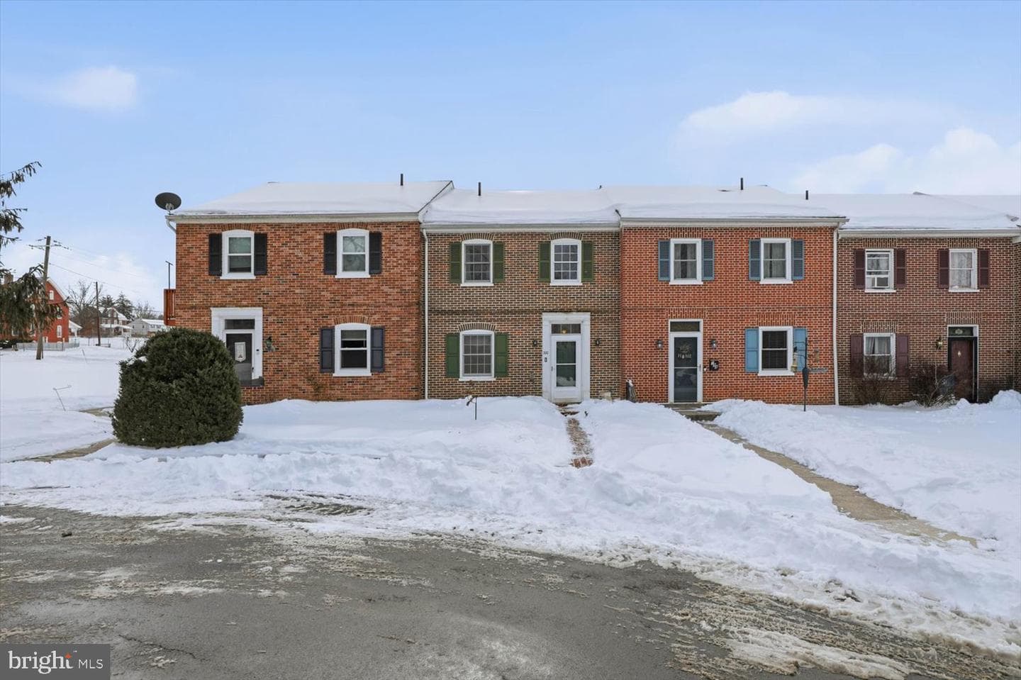 200 Hughes Avenue photo 2