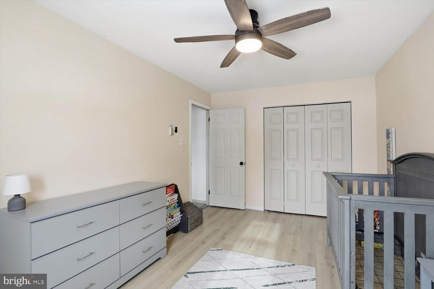 200 Hughes Avenue photo 31