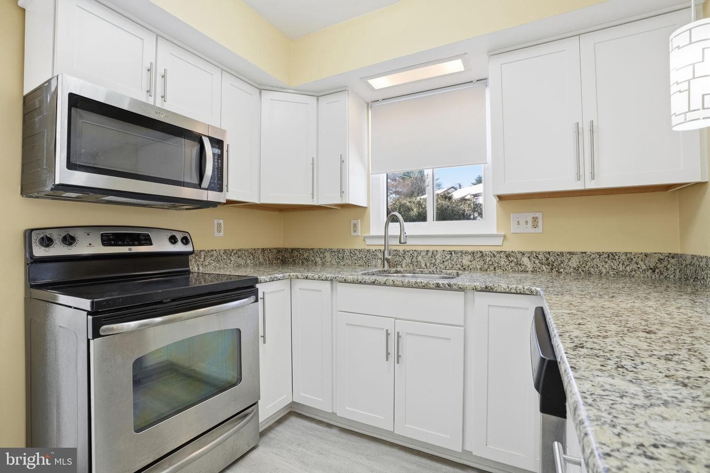 710 Trowbridge Drive photo 9