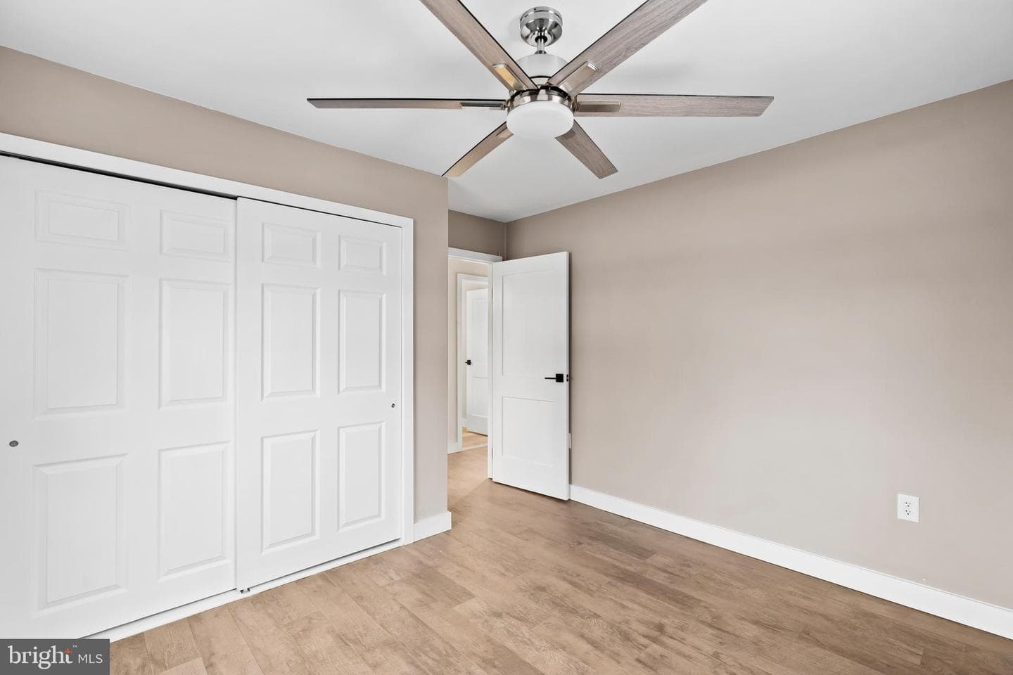 3000 Butler Avenue photo 11