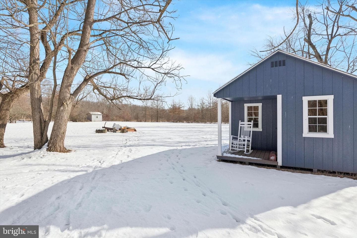 15 Maple Avenue photo 13