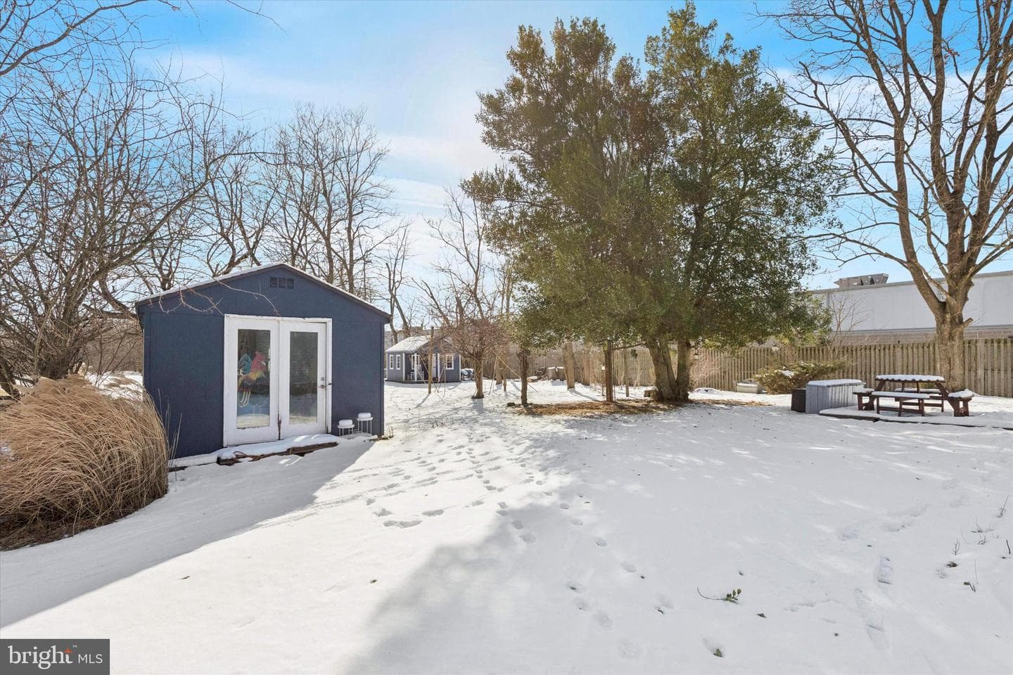15 Maple Avenue photo 14