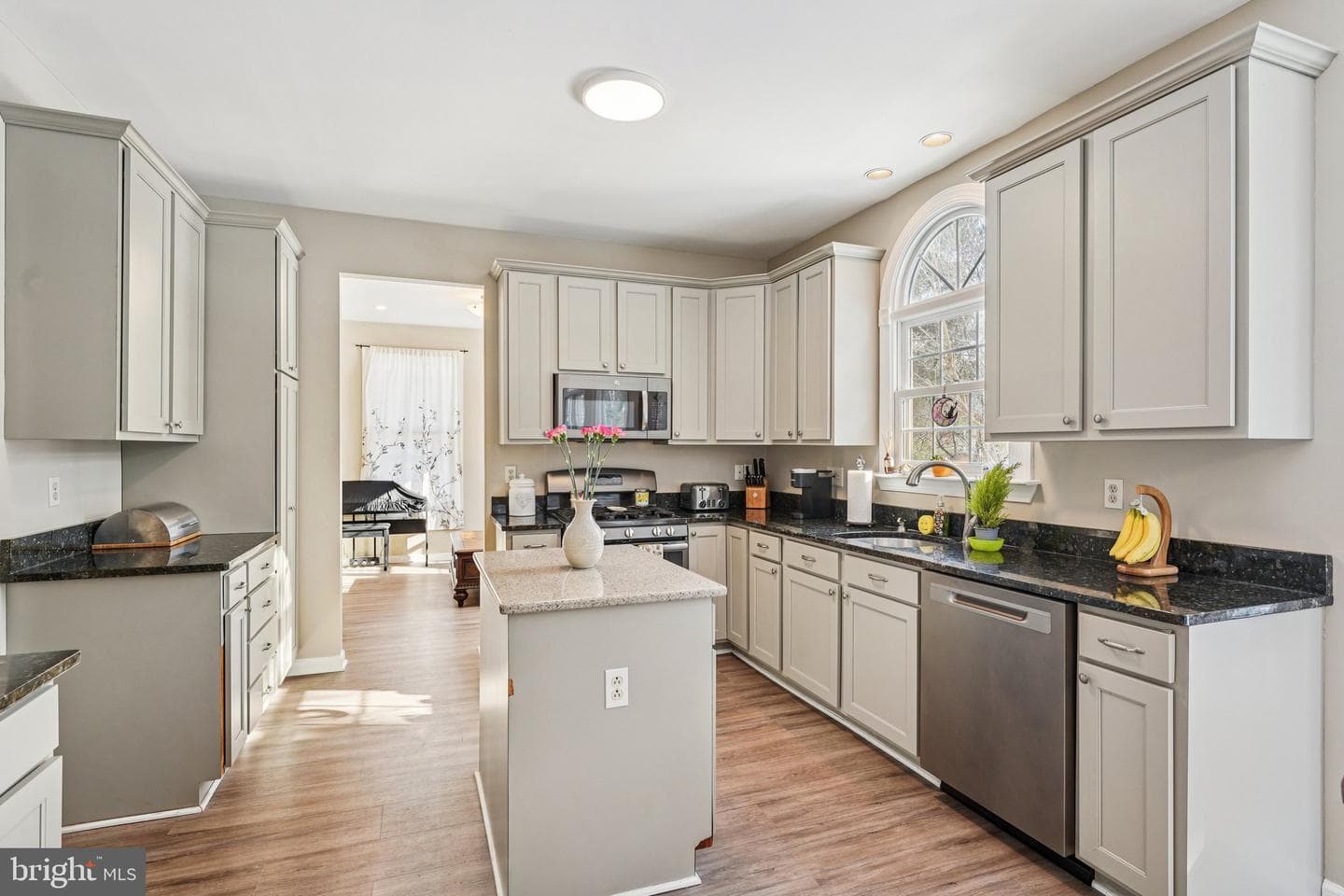 112 Steeplechase Drive photo 26