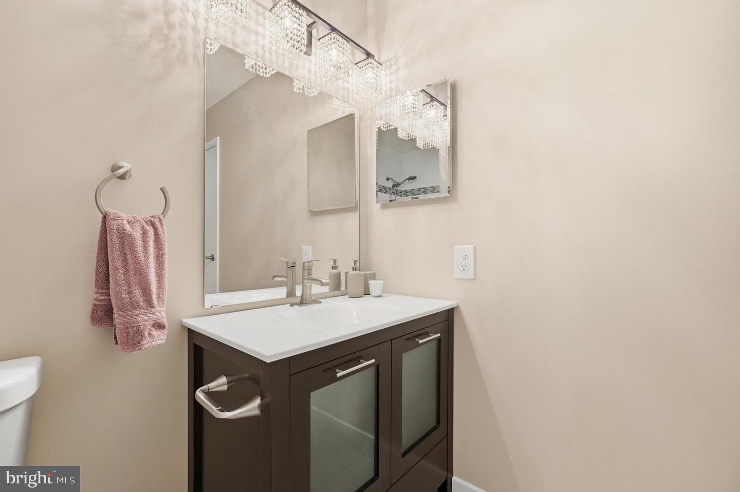 1812 Society Place photo 14
