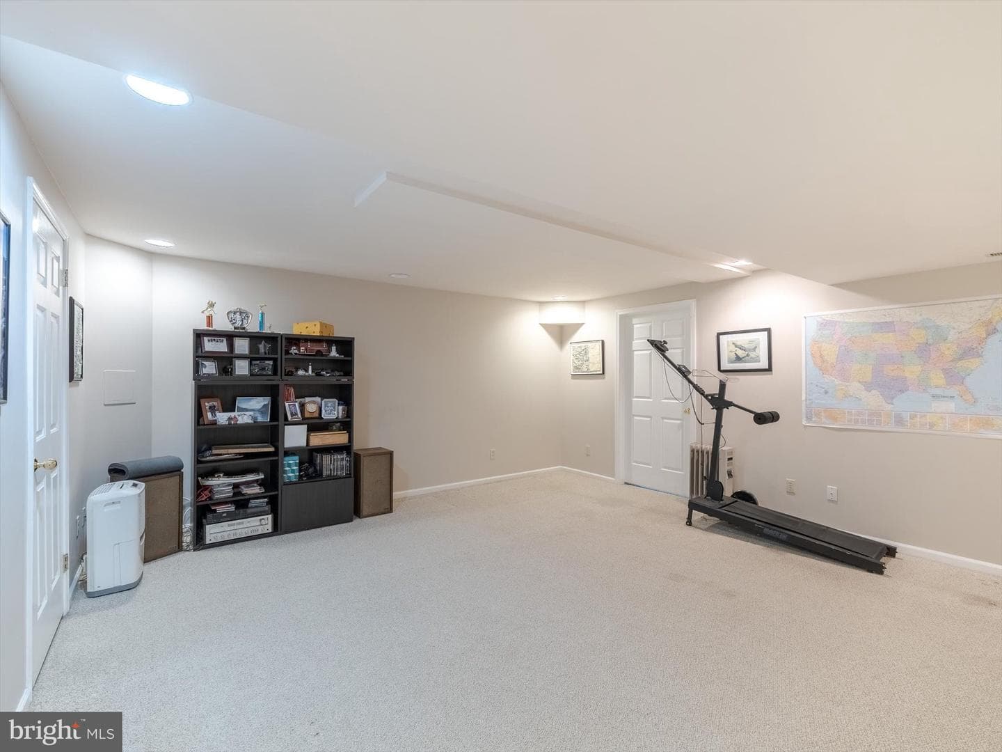 1 Denton Circle photo 37