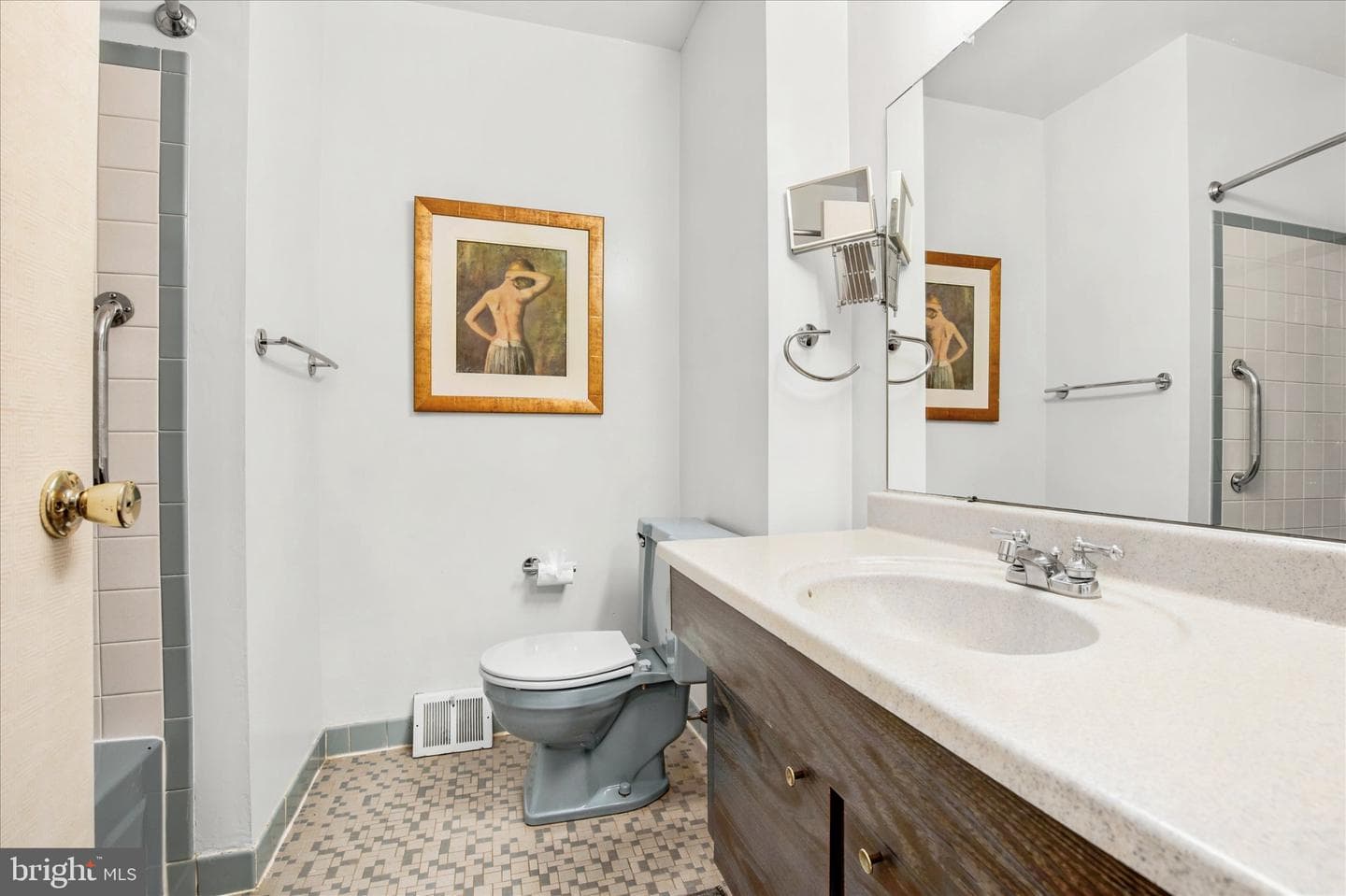 1716 Triumphe Way photo 17