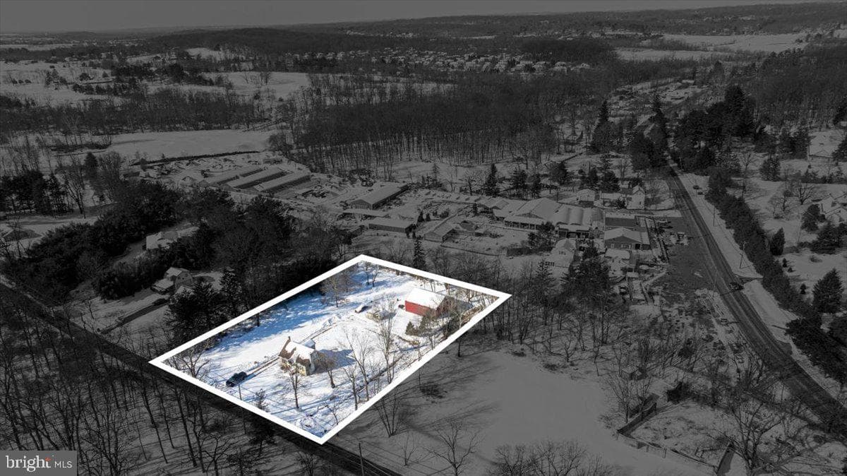 4526 Lower Mountain Road photo 10