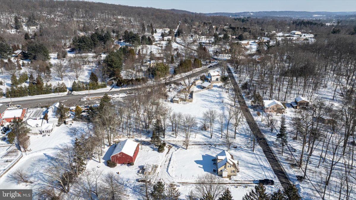 4526 Lower Mountain Road photo 16