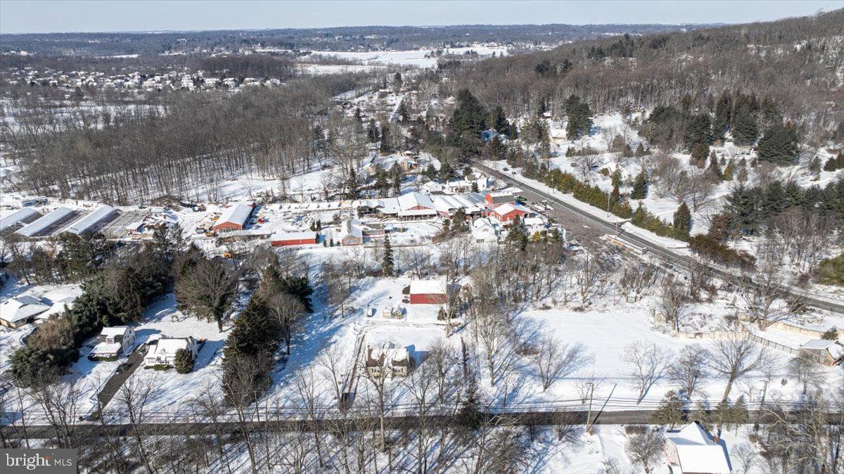 4526 Lower Mountain Road photo 6