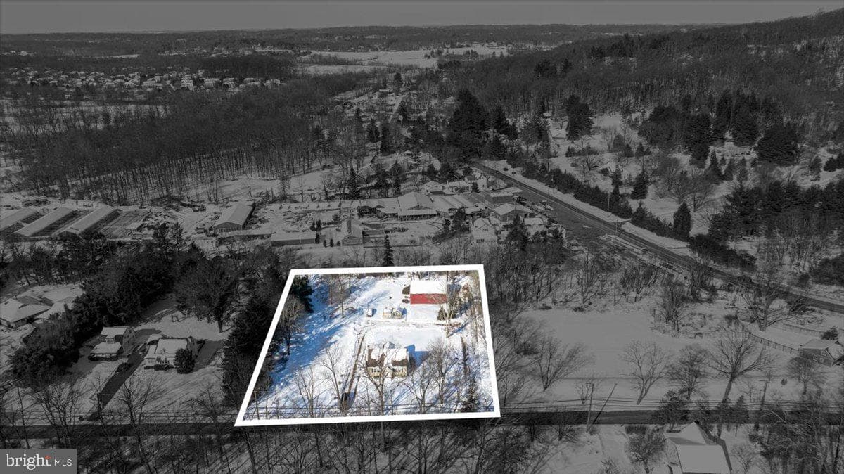 4526 Lower Mountain Road photo 7