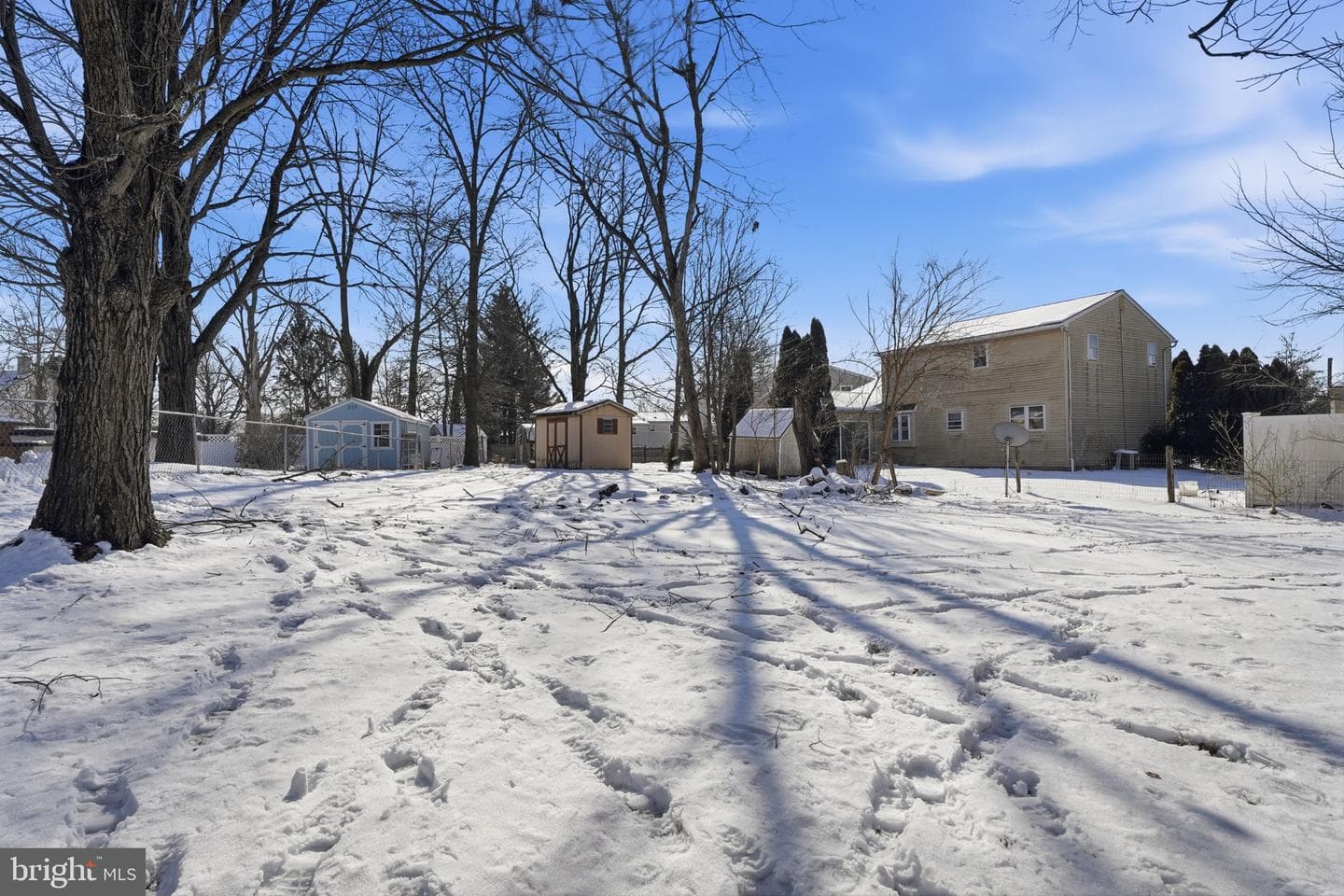 729 Lexington Way photo 40