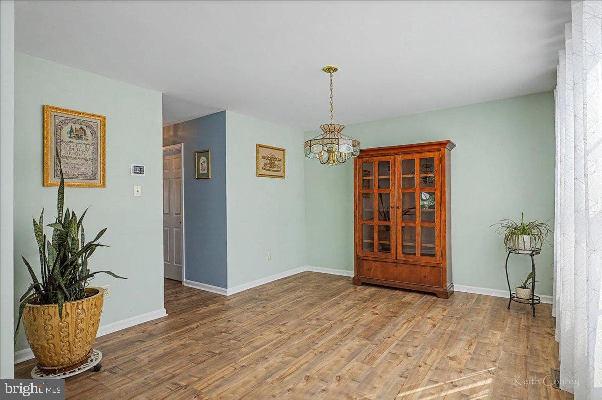 4533 Deep Creek Way photo 10