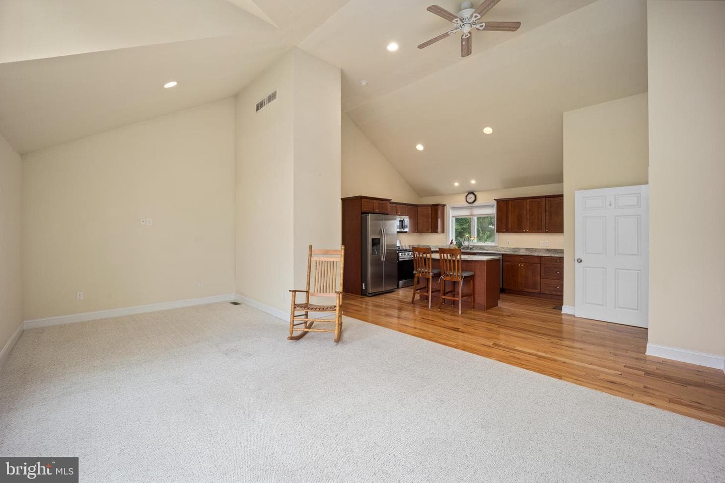 215 E Dark Hollow Road photo 41