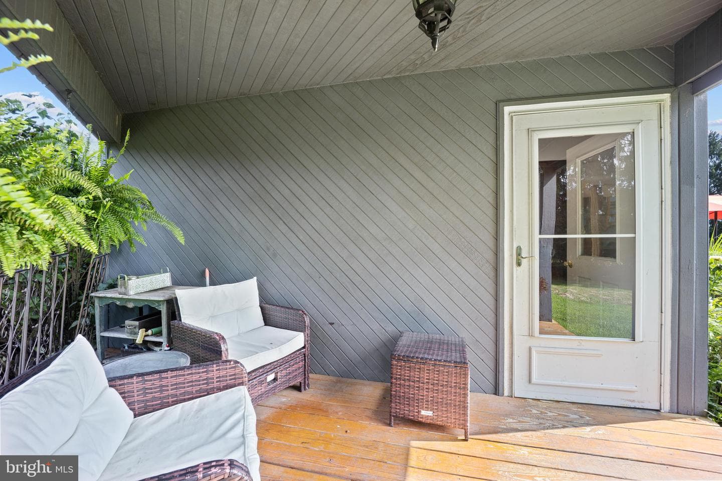 215 E Dark Hollow Road photo 52