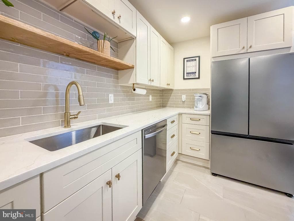 213 New Brook Street photo 10