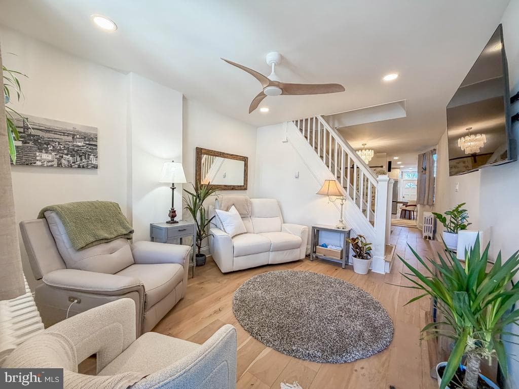 213 New Brook Street photo 3