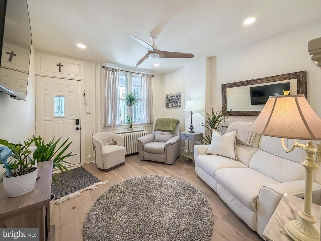 213 New Brook Street photo 4