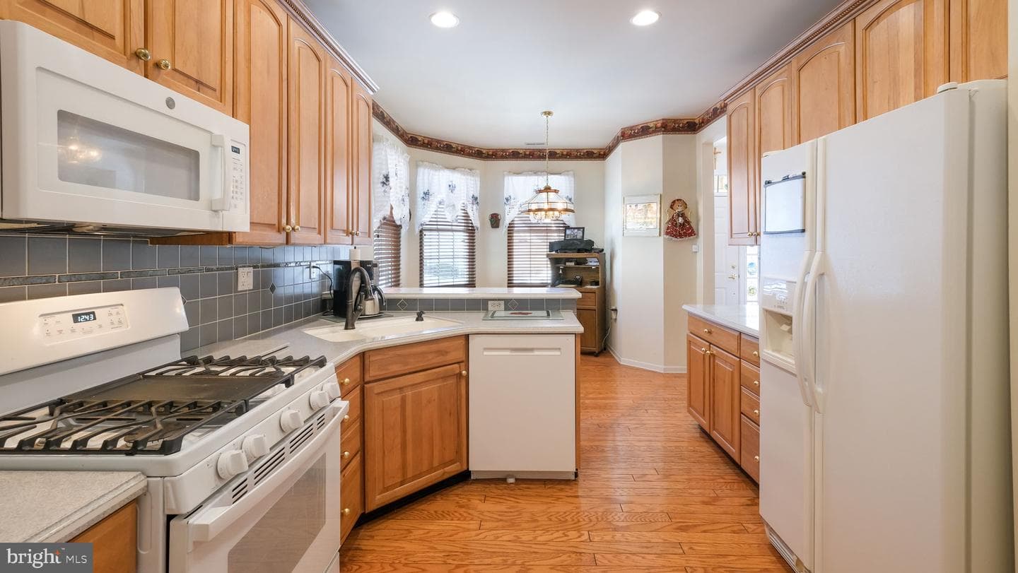 627 Bellflower Road photo 13