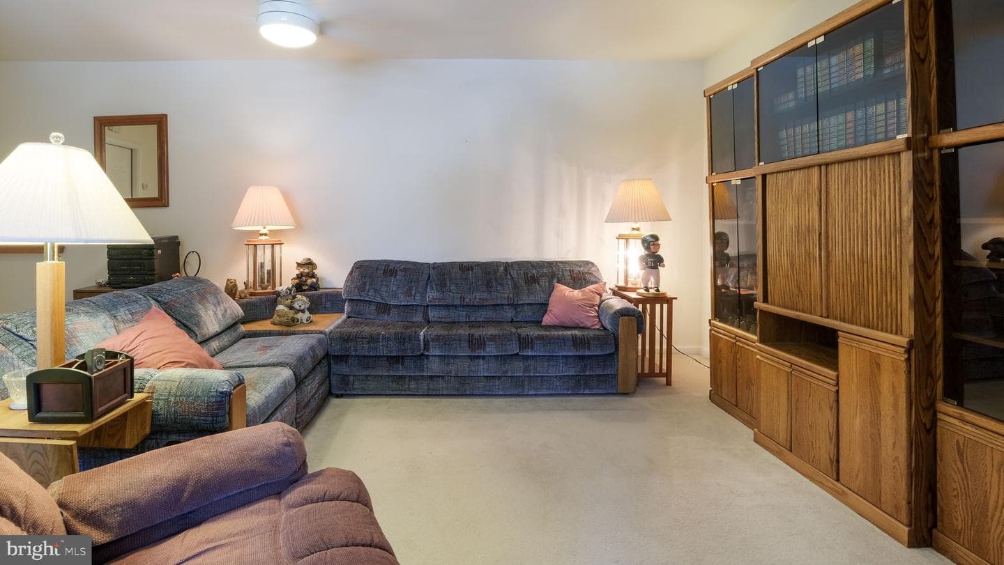 627 Bellflower Road photo 23
