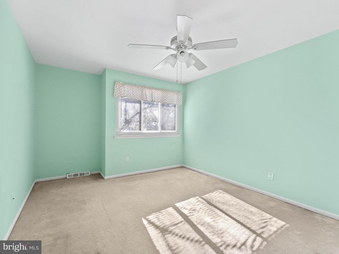 25 Essex Place photo 20